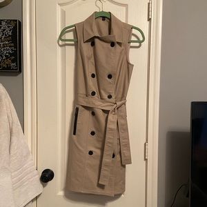 Sleeveless Trench Dress in Beige with Belt